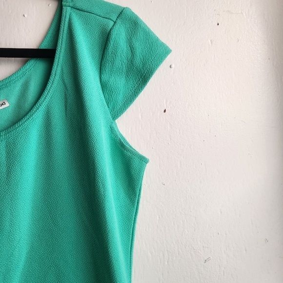 BeBop- Green Stretch Crepe Dress - Picture 3 of 6